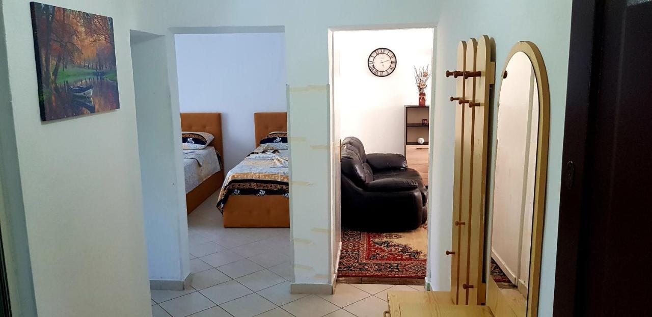 Home Flori&Vili Shkodër Exterior foto
